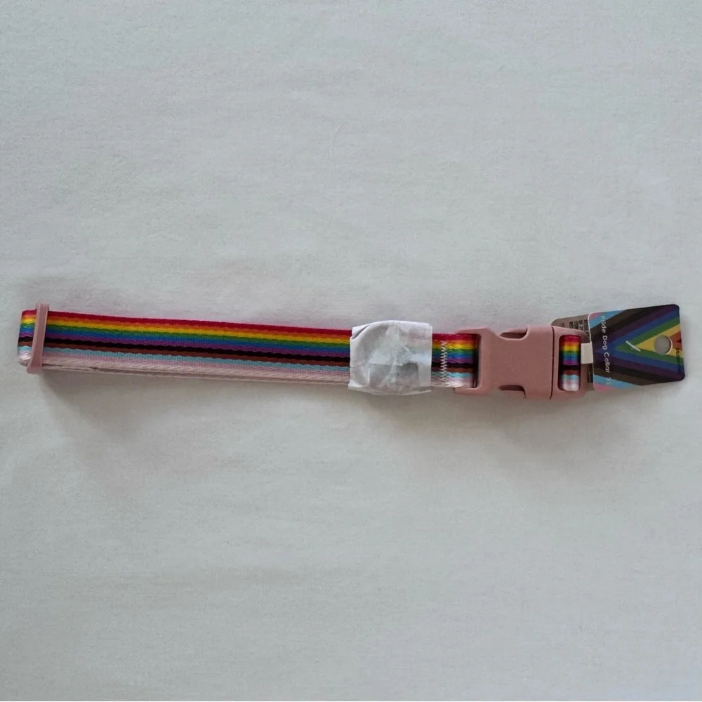 NWT Dog Collar, Rainbow, Pride, Extra Large